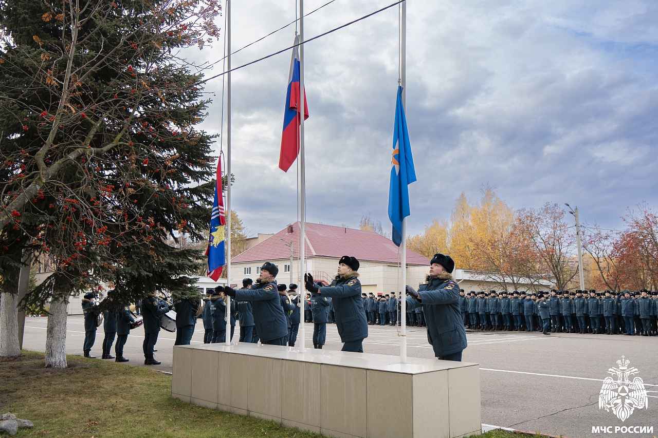 Утреннее построение 