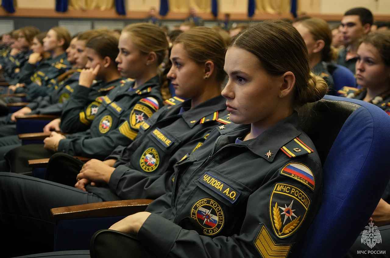 В стенах академии состоялась лекция «Будущее России после СВО: вызовы и возможности»