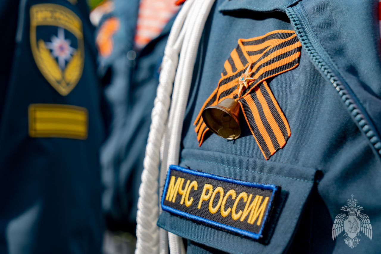 Прозвенел «Последний звонок» для кадетов 11-х классов кадетского пожарно-спасательного корпуса Академии