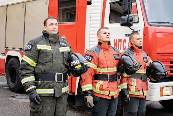 Личный состав Академии почтил память Героя Российской Федерации Евгения Николаевича Зиничева