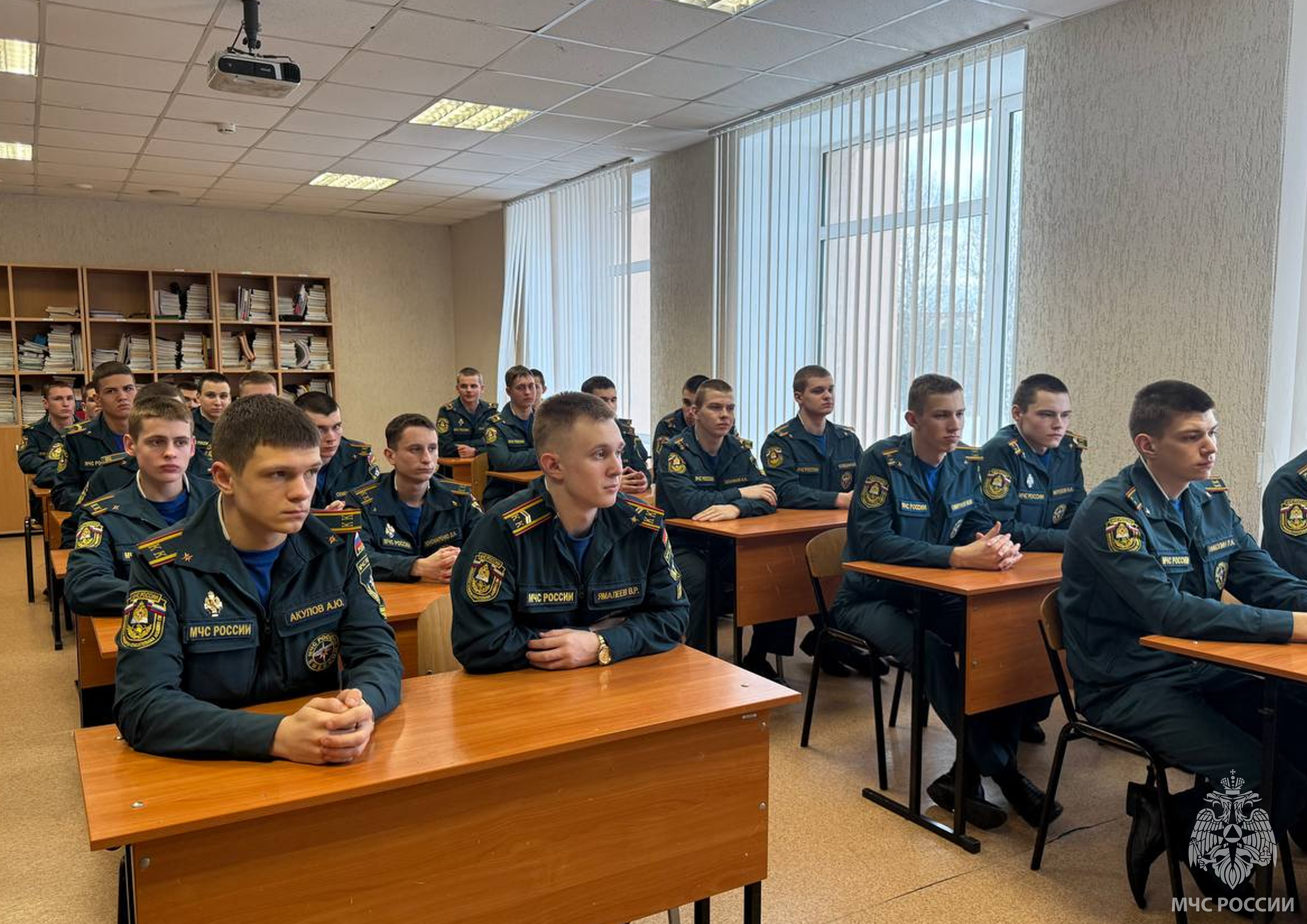 Служить Родине — дело чести