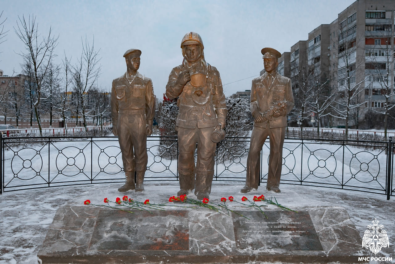 Верны традициям