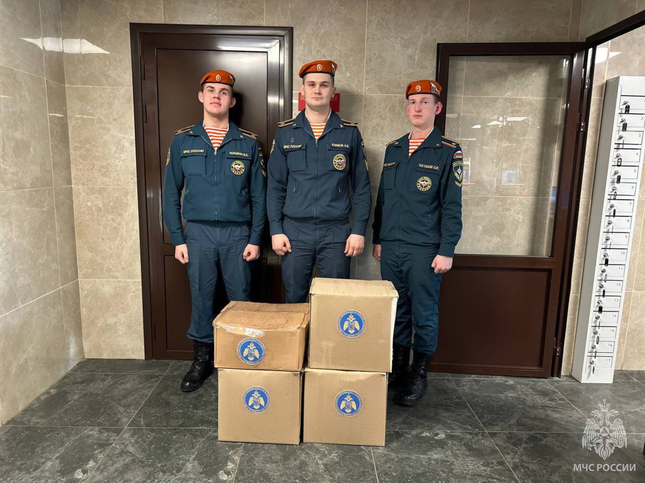 Поддерживаем своих