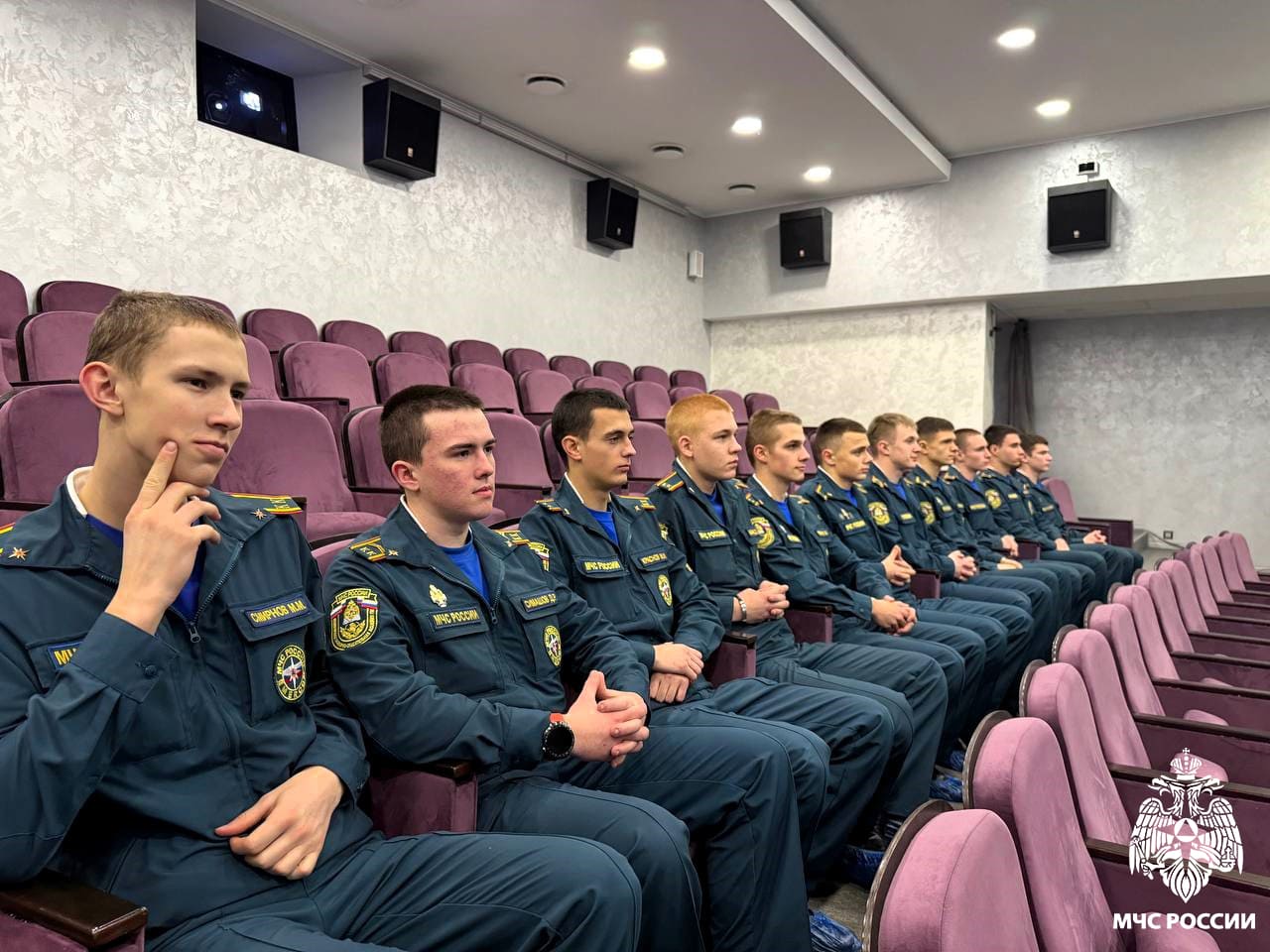 Память о подвиге: кадеты на показе фильма о блокадном Ленинграде