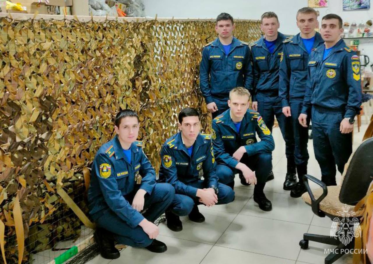 Продолжаем изготавливать маскировочные сети