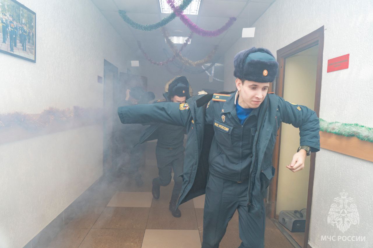 В Академии прошла внезапная тренировка действий личного состава при пожаре