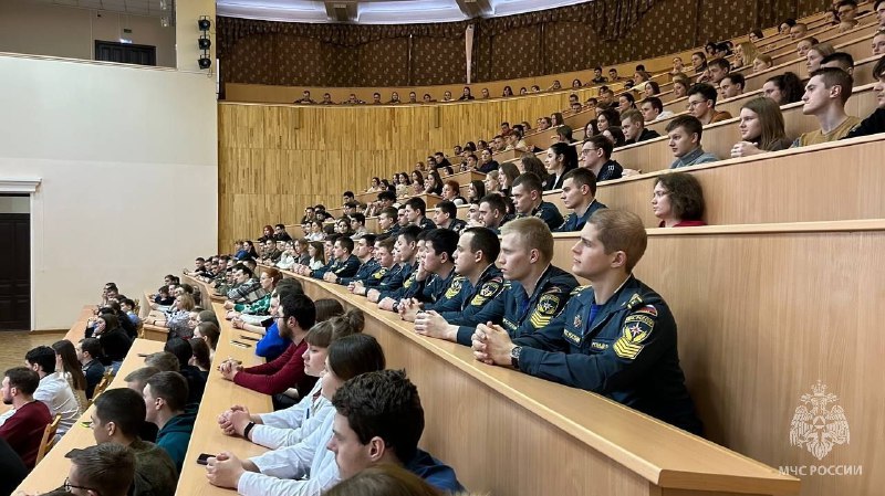 Обучающиеся Академии приняли участие в проекте "Диалоги с Героями"