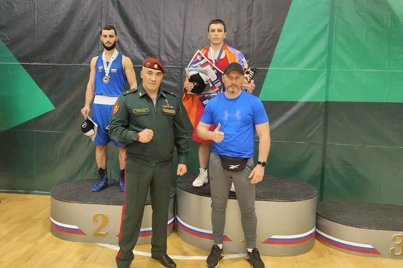 Курсант академии одержал победу на Всероссийских соревнованиях по боксу 