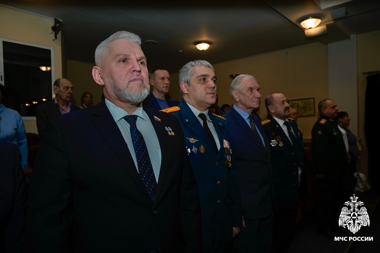 Честь имею!