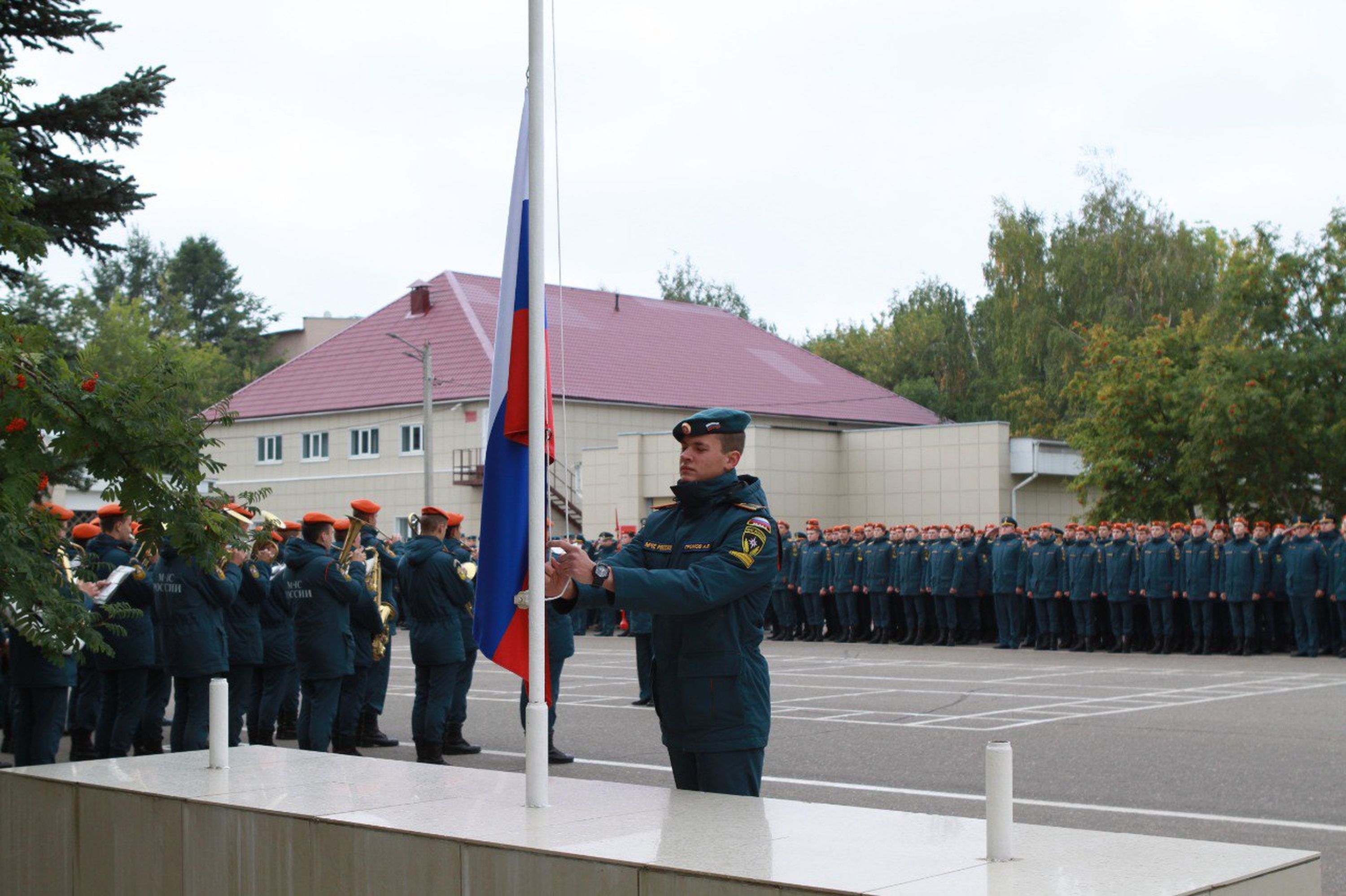 Развод личного состава в составе академии.