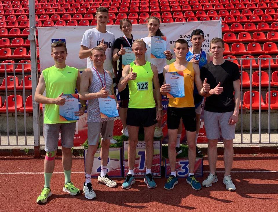 Спортсмены сборной Академии по лëгкой атлетике по итогам областного Чемпионата завоевали "букет" медалей