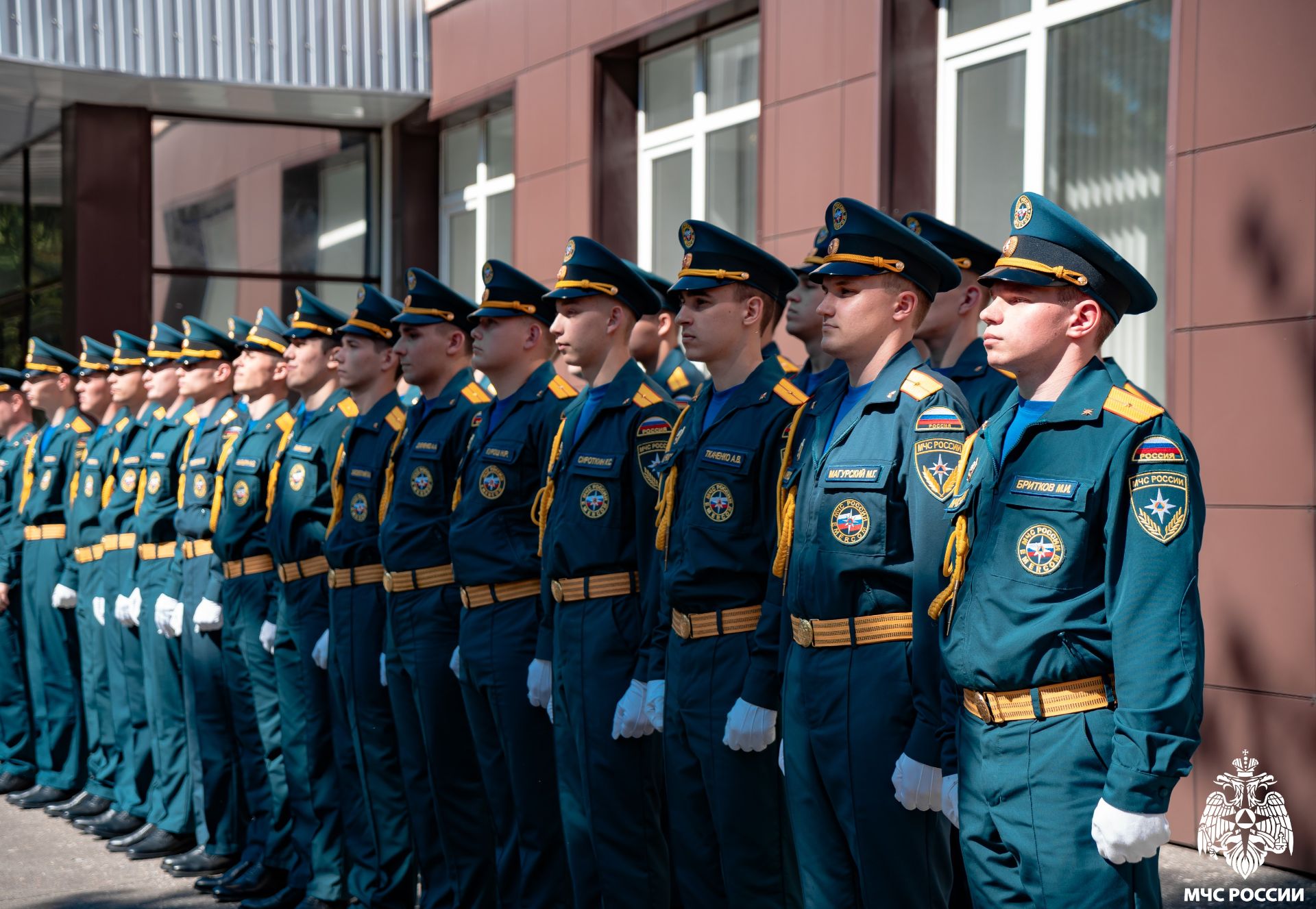 Новое поколение огнеборцев