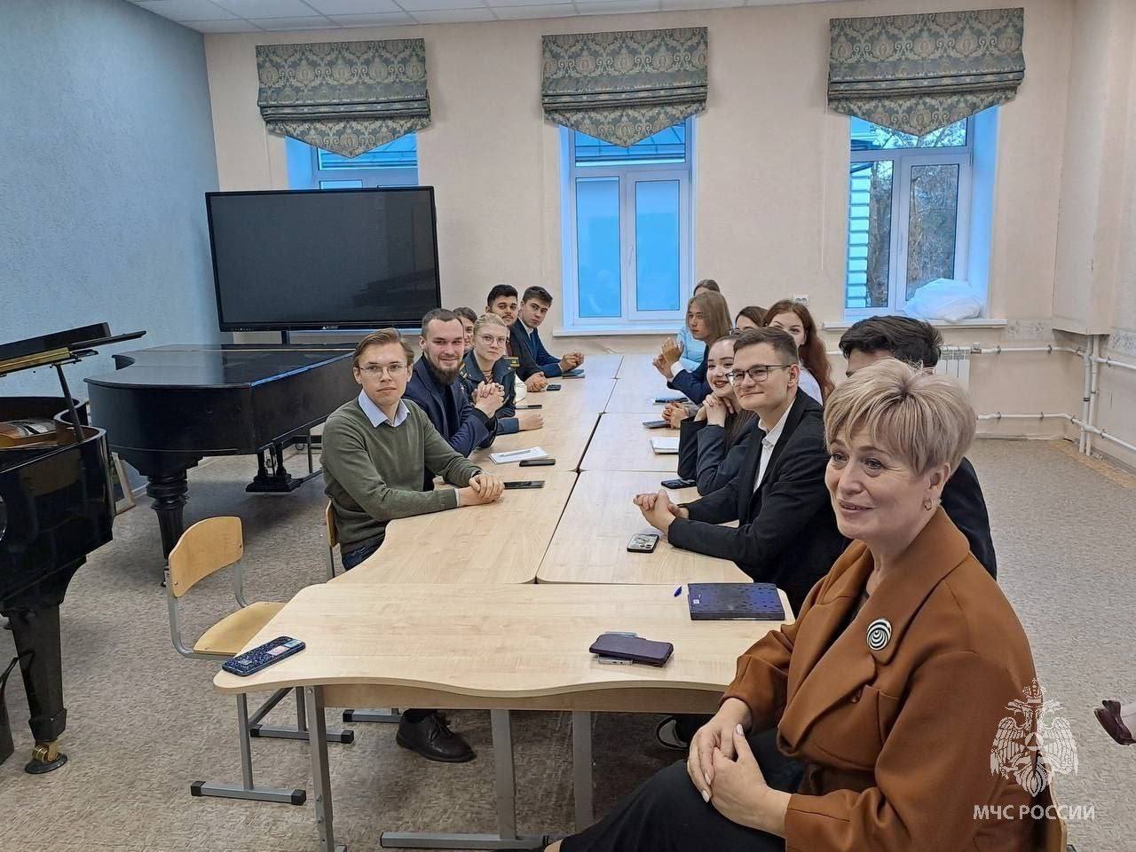 Удостоверение члена Молодёжного совета получено