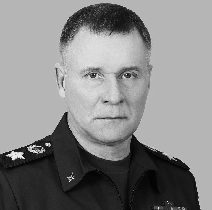 МЧС России глубоко скорбит о трагической гибели Министра МЧС Евгения Николаевича Зиничева