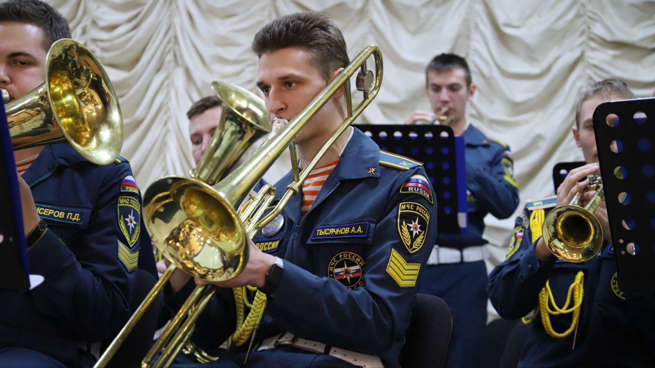 Музыканты духового оркестра Академии стали лауреатами XII фестиваля-конкурса "Музыкальный КЛУБ'ОК"