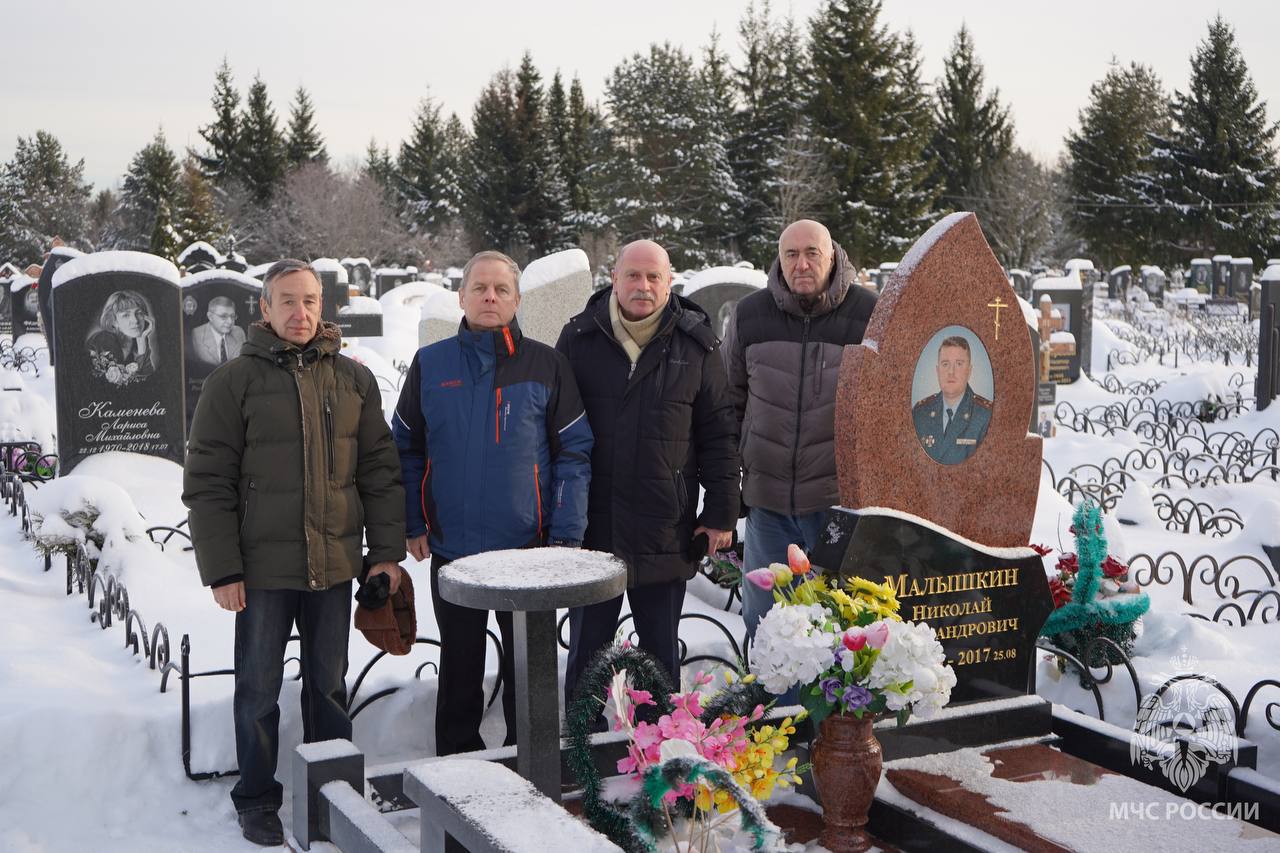 Память всегда жива в наших сердцах