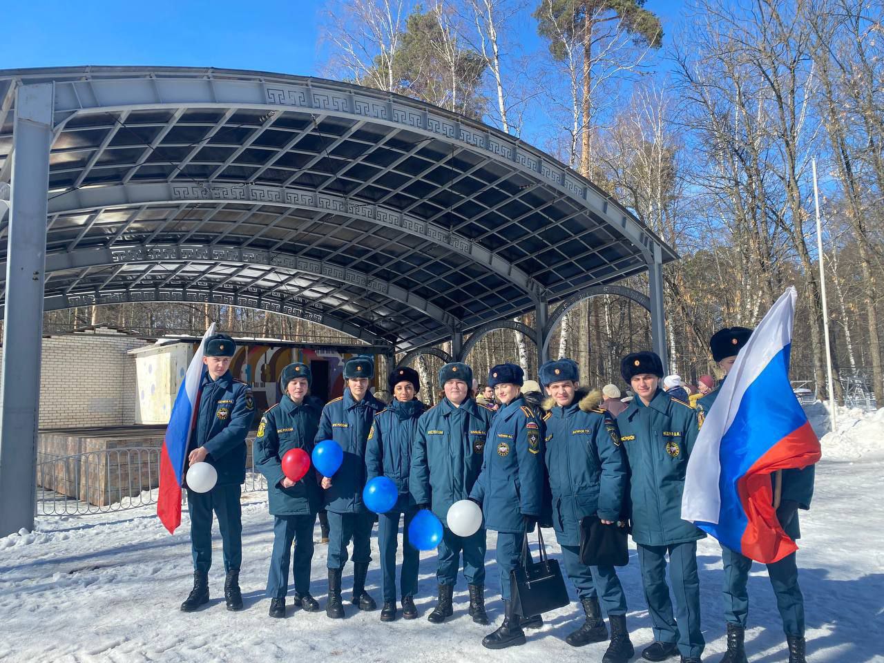 Студенты Академии приняли участие в флешмобе "Россия и Крым - вместе навсегда! "
