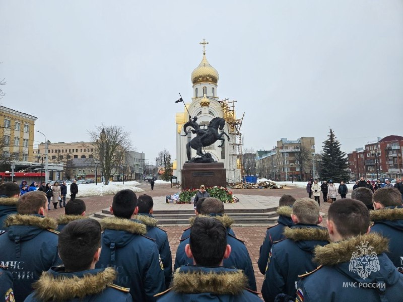 Личный состав Академии почтил память мирных людей, погибших при теракте в «Крокус Сити Холле»