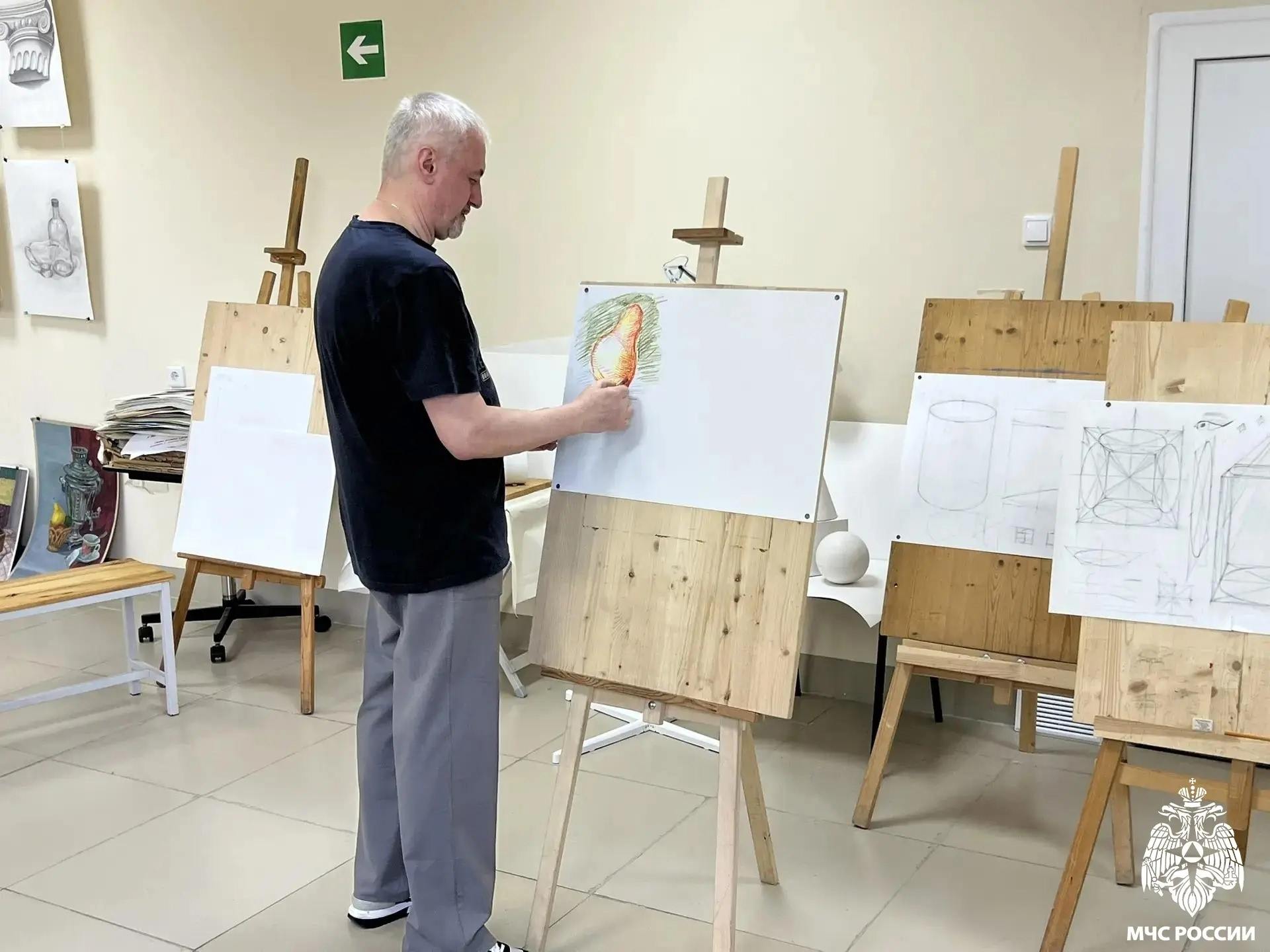Основы пастельной живописи: мастер-класс для обучающихся академии