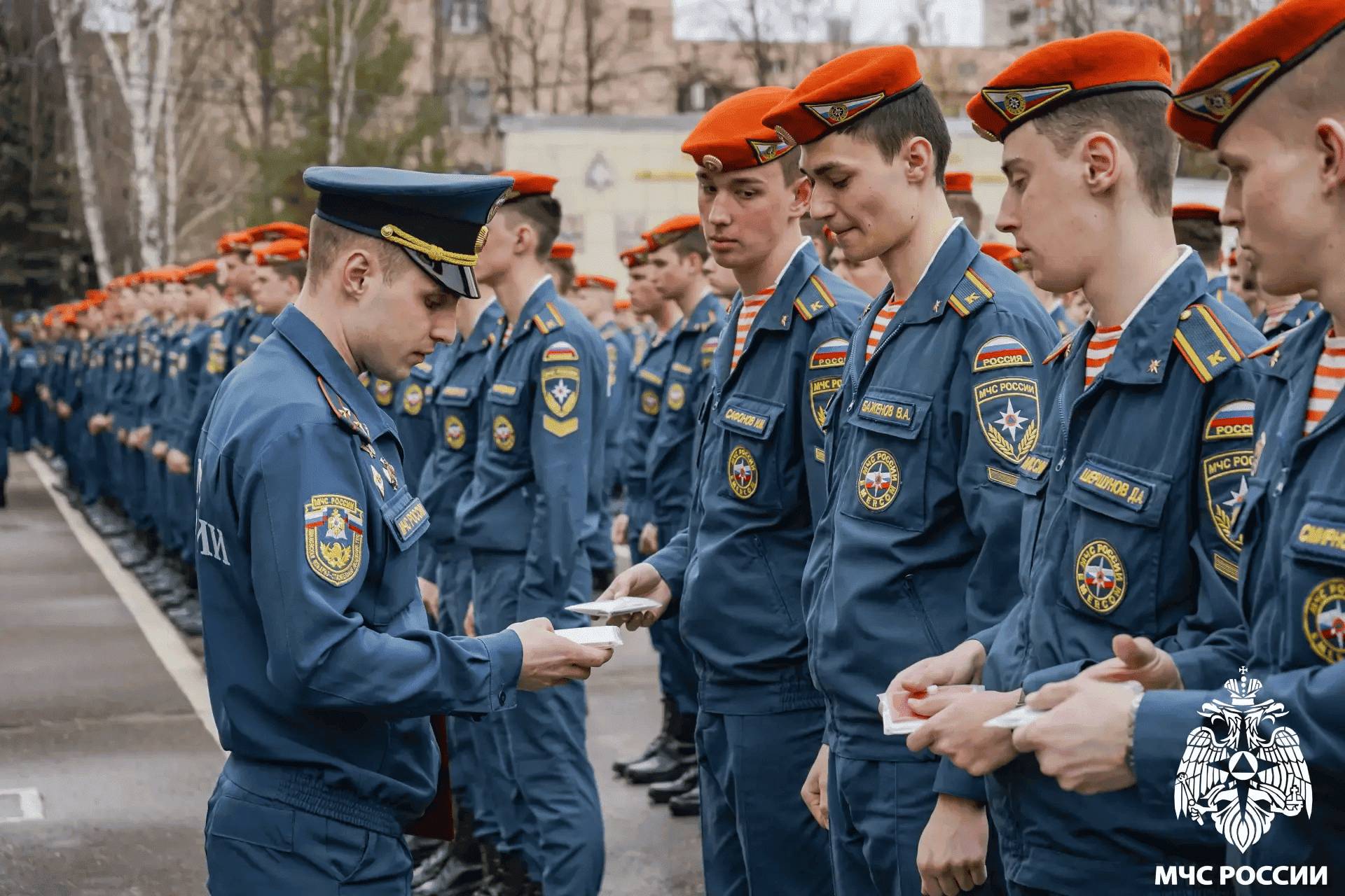 К летнему сезону готовы: в академии прошел строевой смотр личного состава